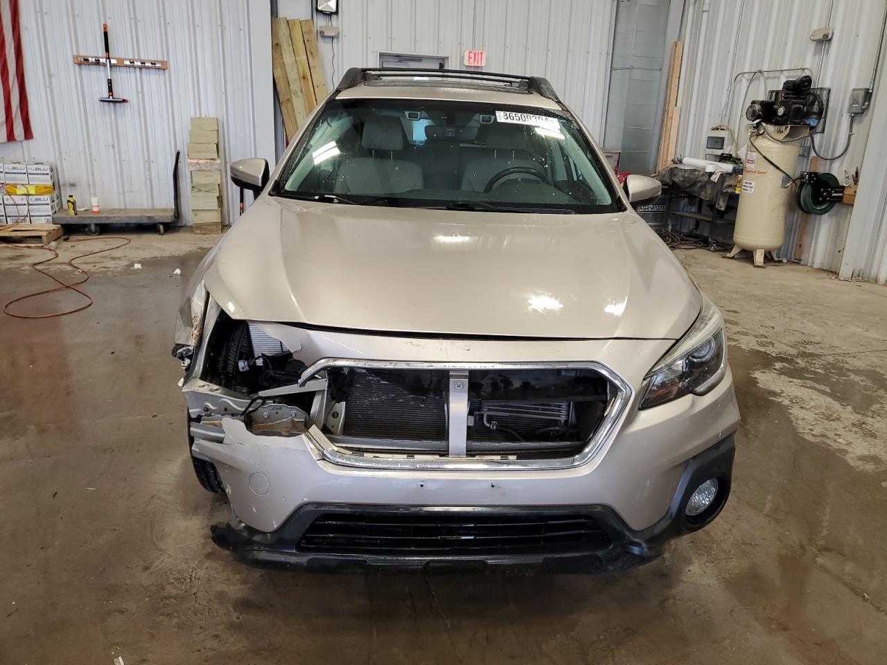 2018 Subaru Outback - Image 5