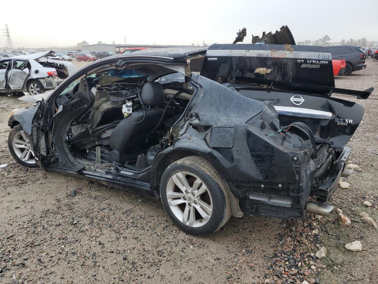 2012 Nissan Altima - Image 2