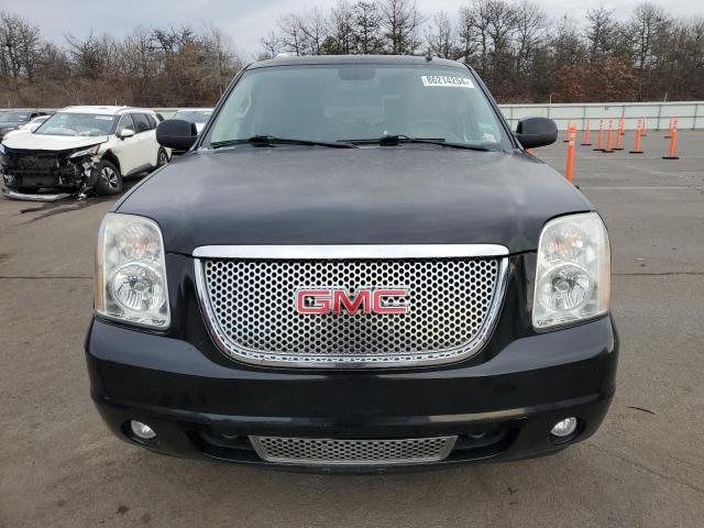 Parquets GMC YUKON 2013 Czarny