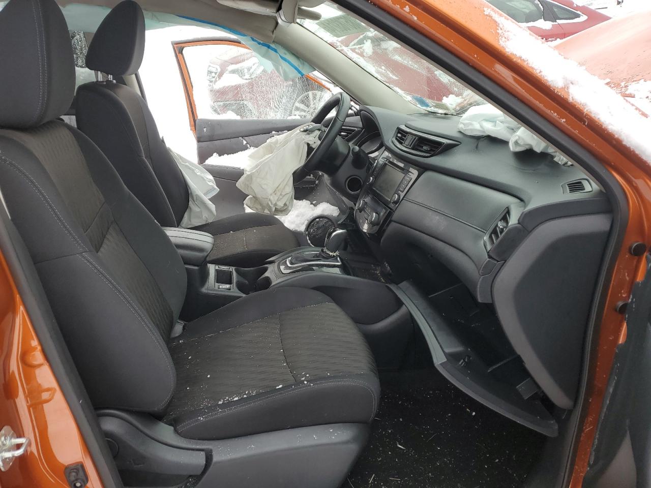 2019 Nissan Rogue - Image 7