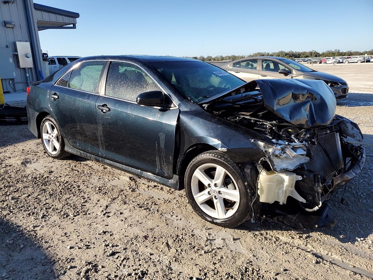 VIN 4T1BF1FK7DU298787 2013 TOYOTA CAMRY no.4