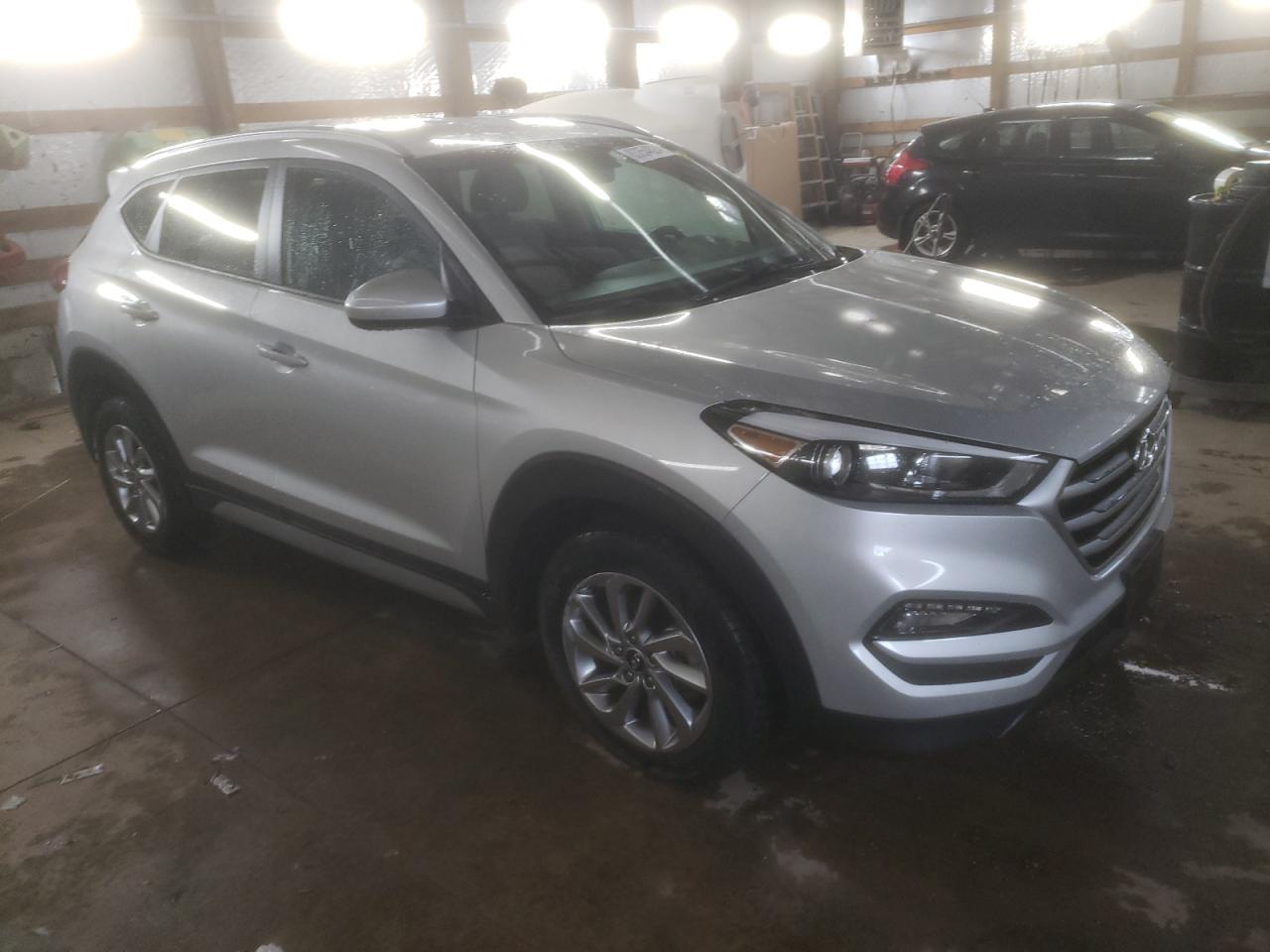 VIN KM8J33A46JU790862 2018 HYUNDAI TUCSON no.4