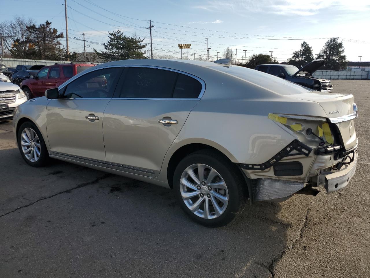 VIN 1G4GD5G31GF238278 2016 BUICK LACROSSE no.2