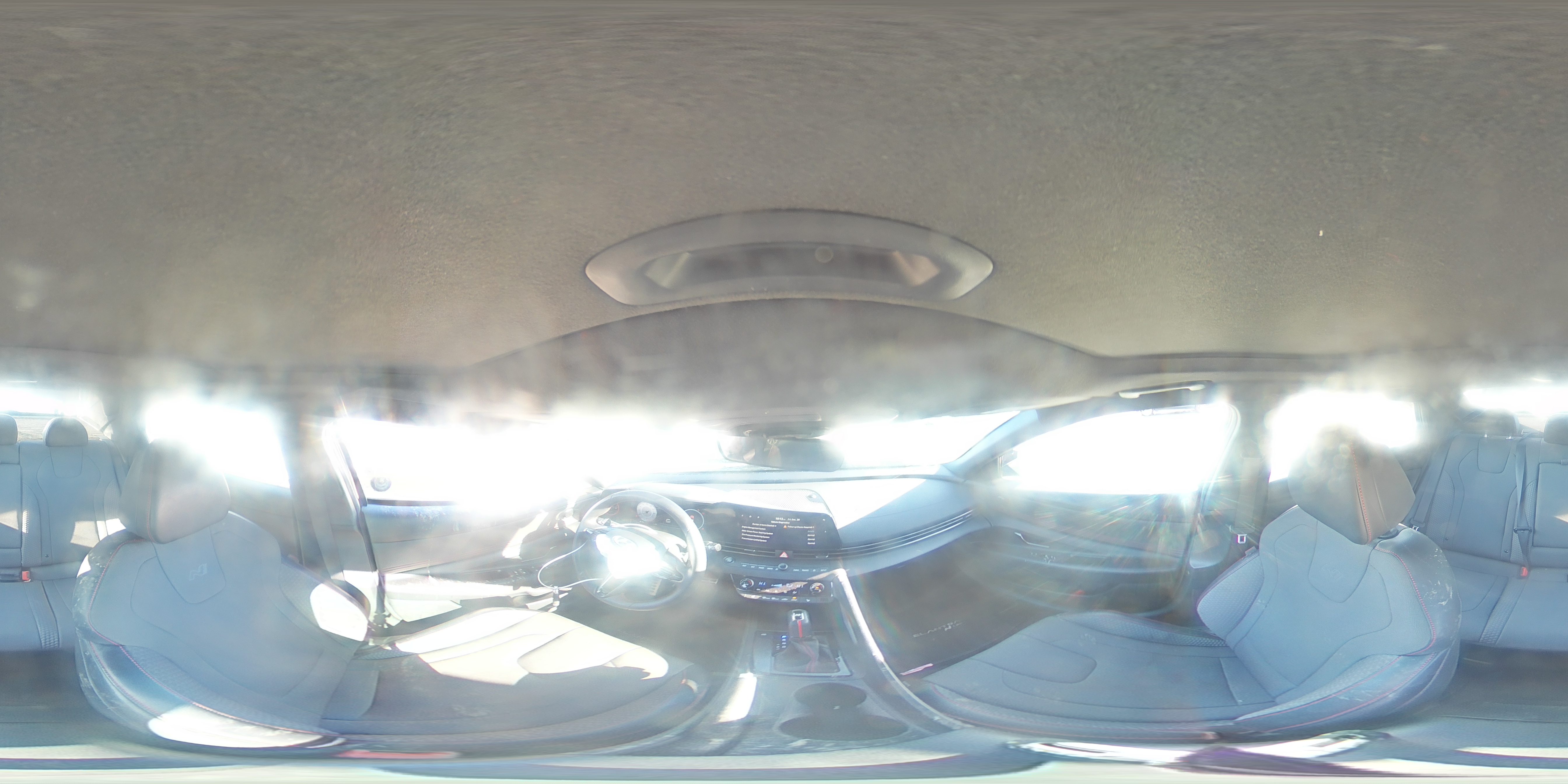 2023 Hyundai Elantra - Image 12