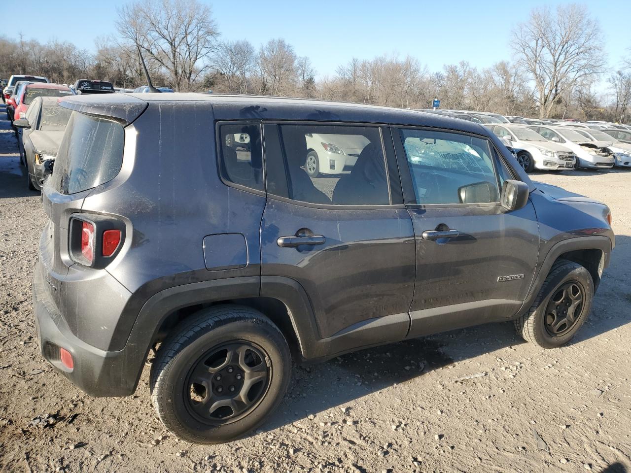 2018 Jeep Renegade - Image 3