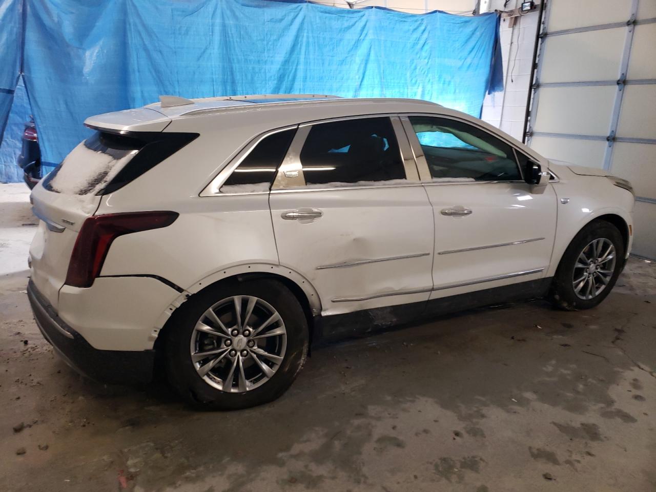 VIN 1GYKNDR41NZ176480 2022 CADILLAC XT5 no.3