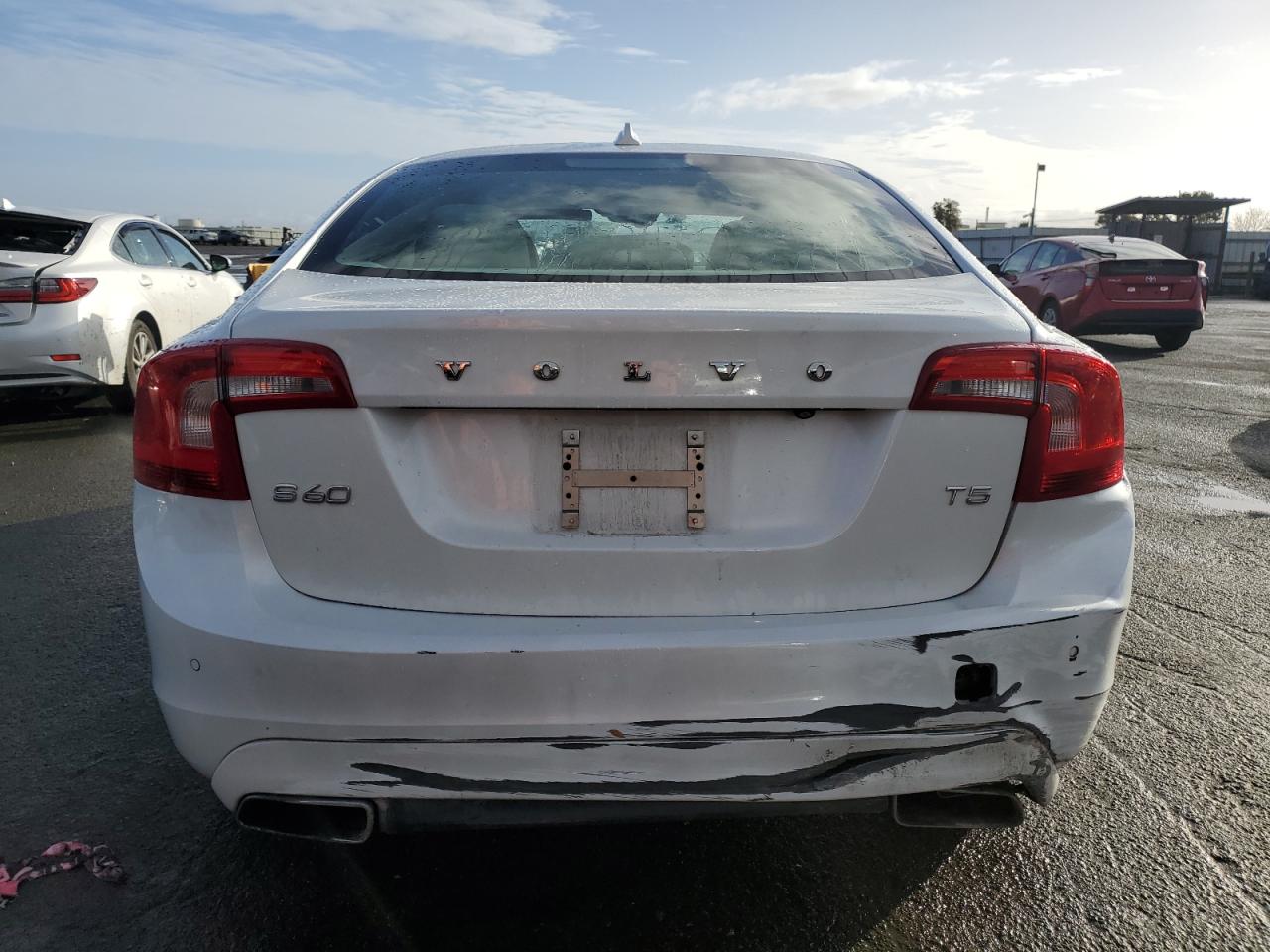 VIN YV126MFK9F1352689 2015 VOLVO S60 no.6