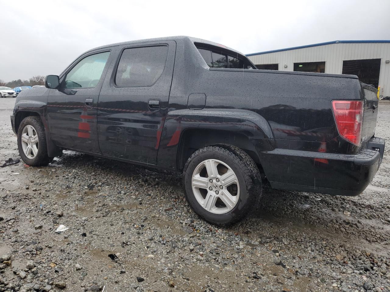 2011 Honda Ridgeline - Image 2