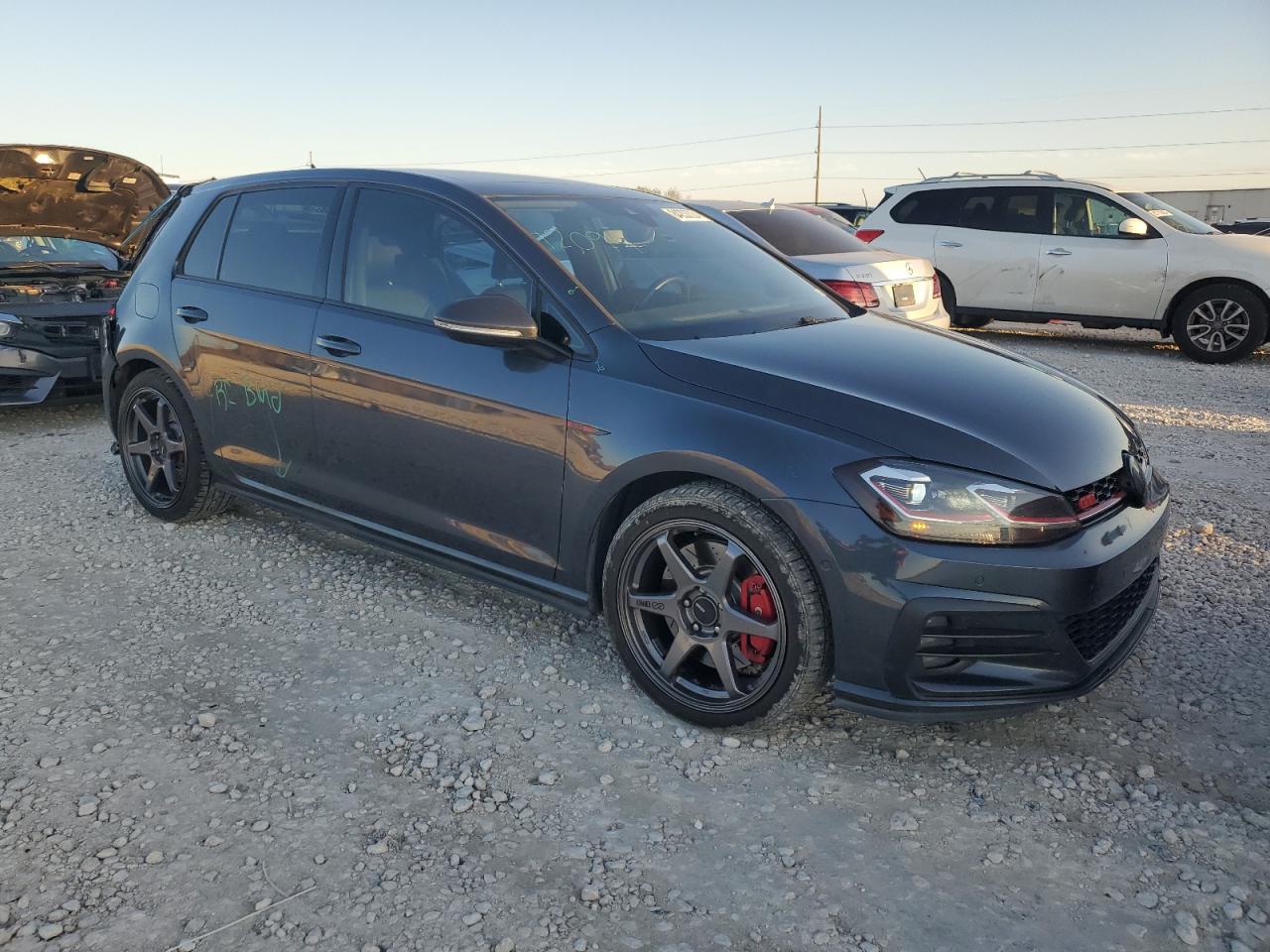 2018 Volkswagen GTI - Image 4