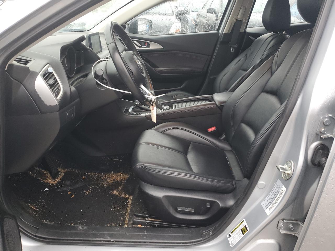 2017 Mazda 3 - Image 7