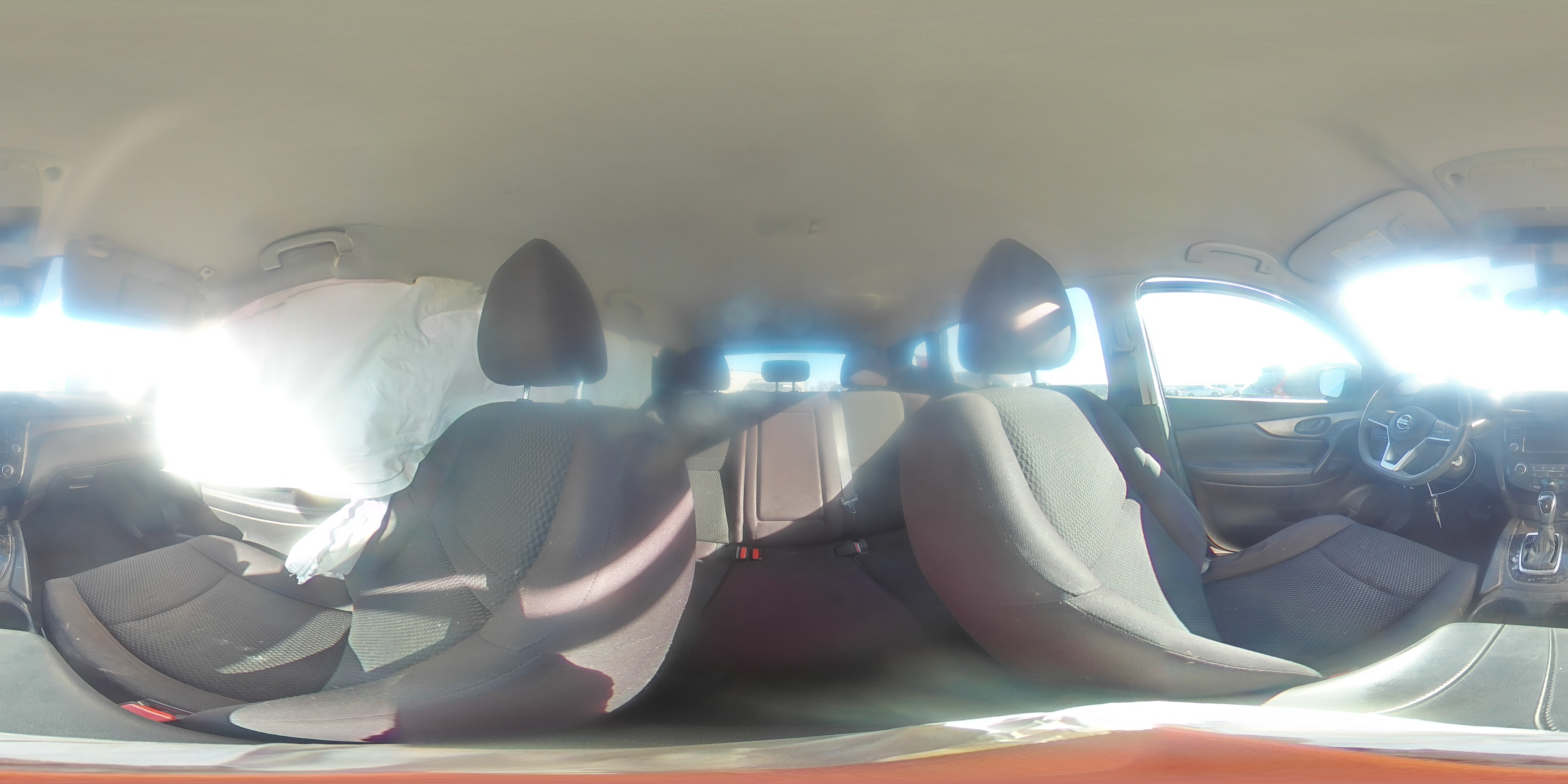 2020 Nissan Rogue - Image 12