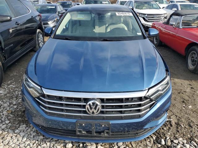  VOLKSWAGEN JETTA 2019 Синий