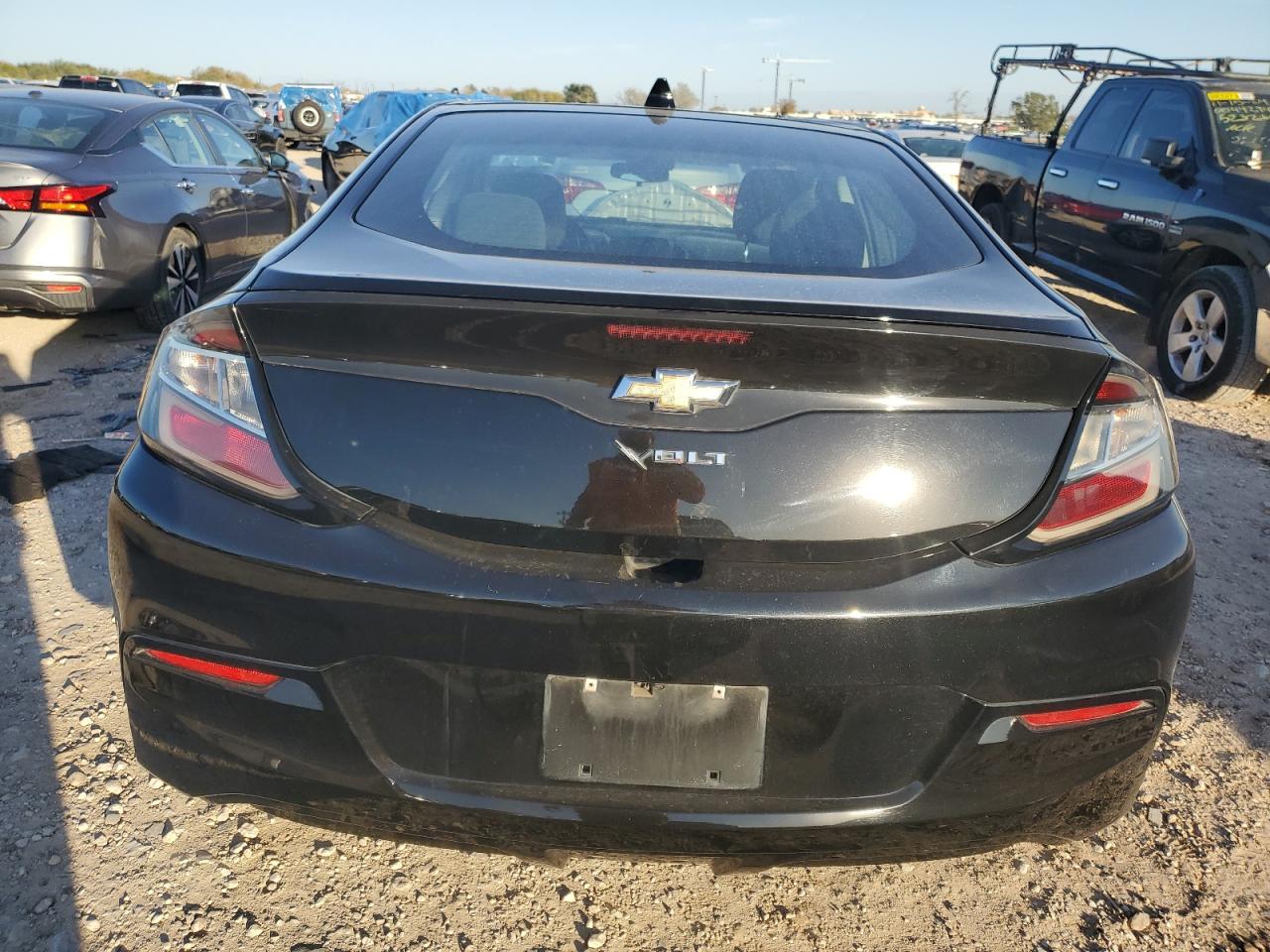 2017 Chevrolet Volt - Image 6