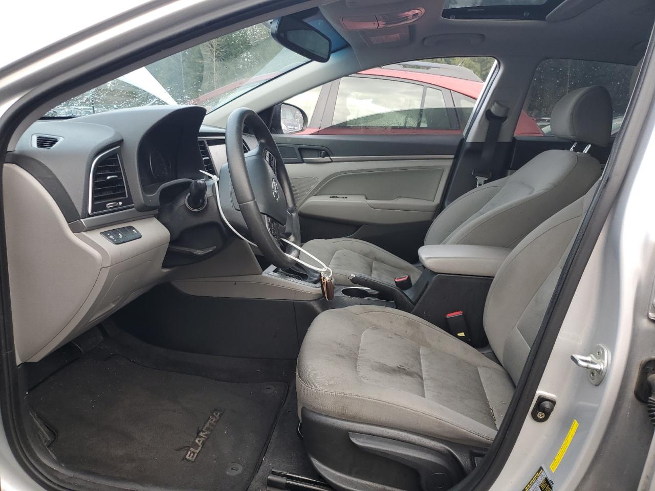 2018 Hyundai Elantra - Image 7