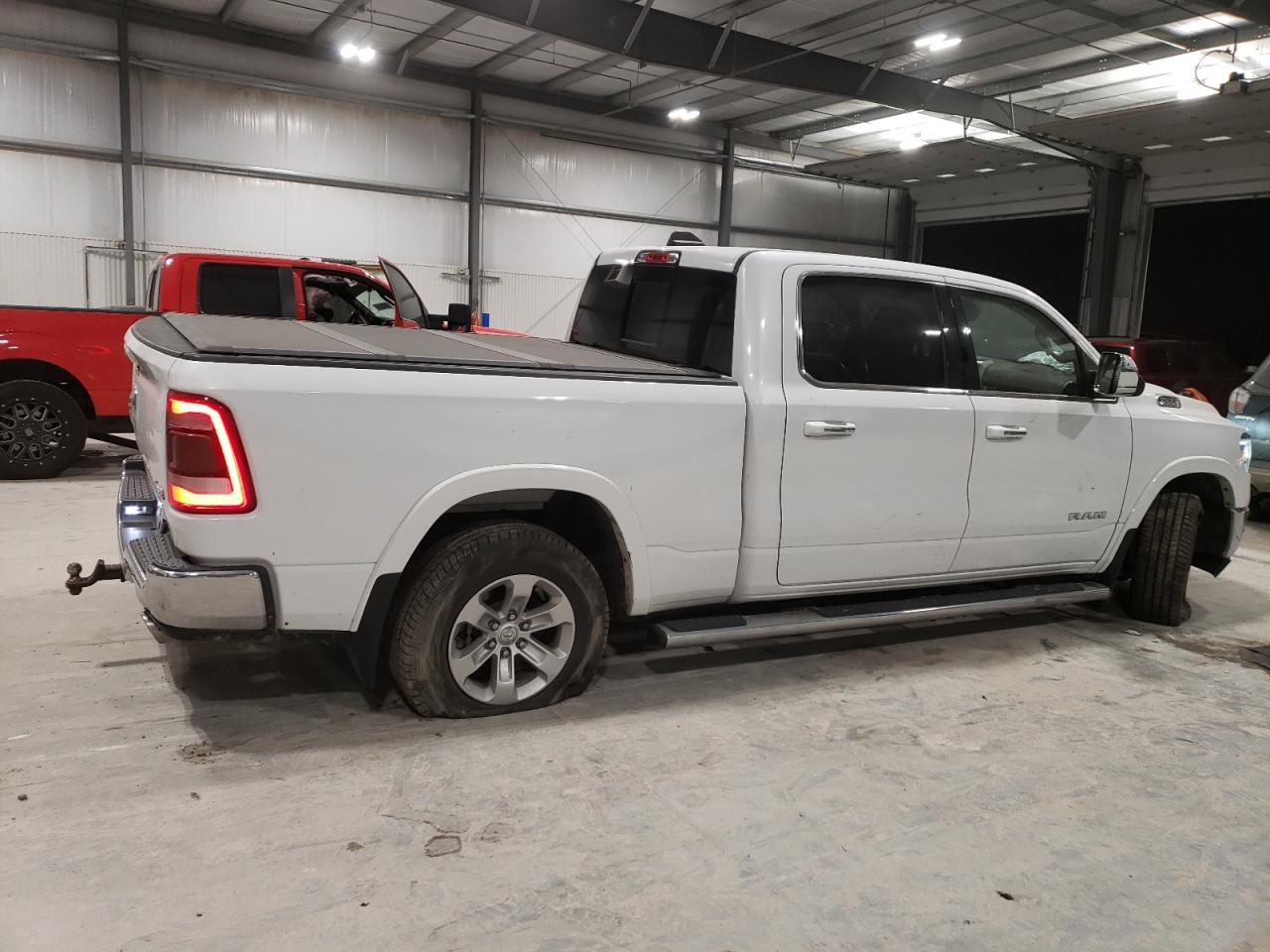2019 RAM 1500 - Image 3
