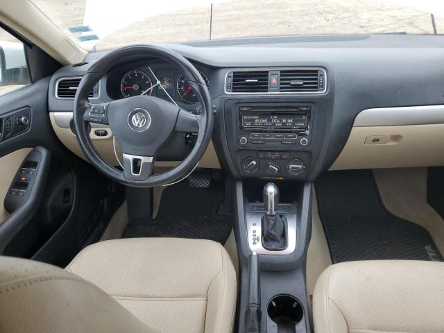  VOLKSWAGEN JETTA 2014 Biały