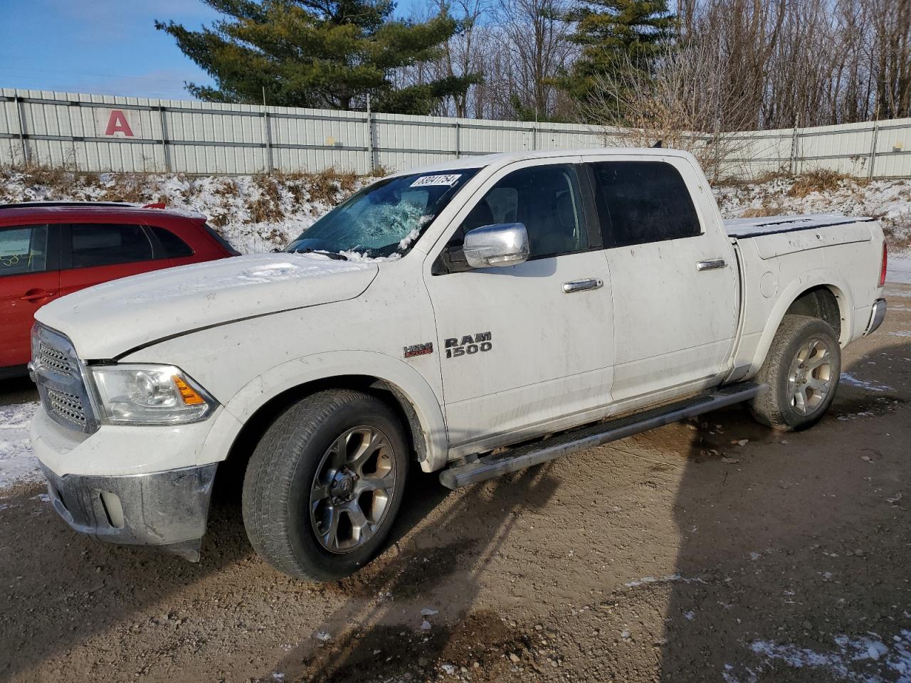 2014 Ram 1500 Laramie zu verkaufen in Davison, MI - Front End
