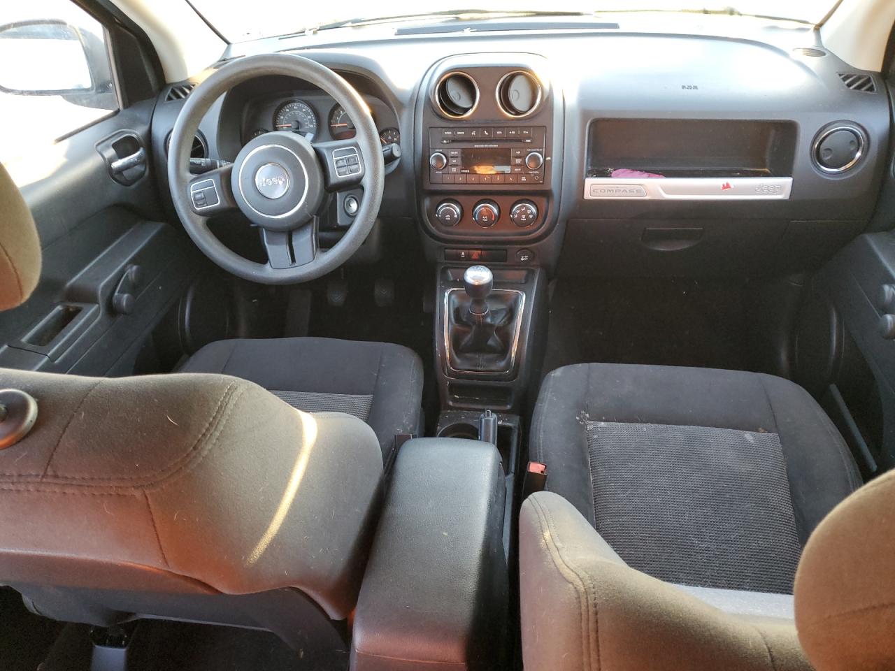 2017 Jeep Compass - Image 8