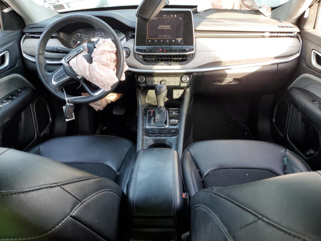 2022 Jeep Compass - Image 8