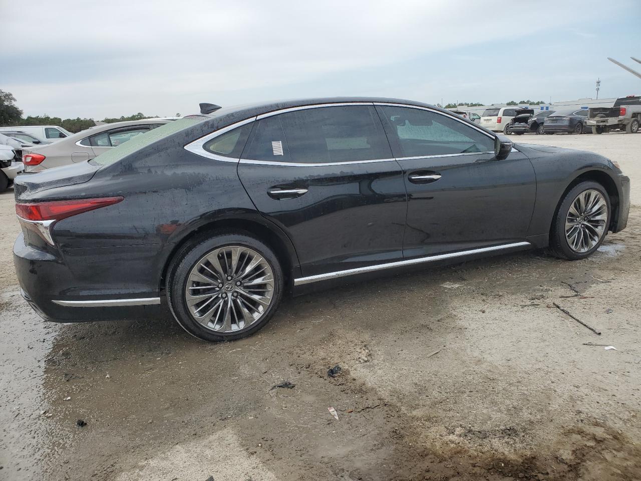 2018 Lexus LS - Image 3