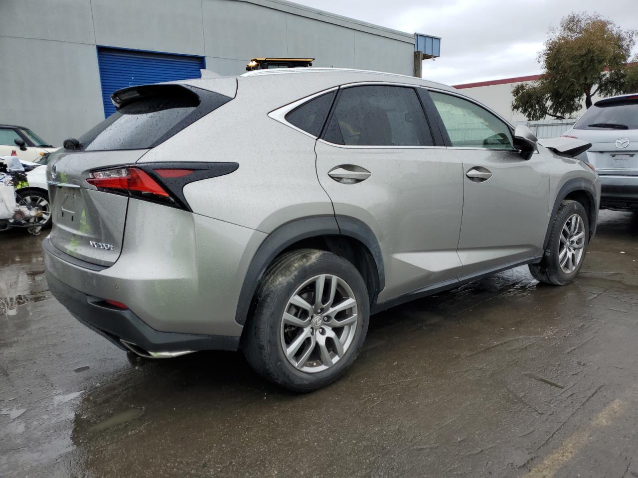 VIN JTJBARBZ9F2038374 2015 LEXUS NX no.3