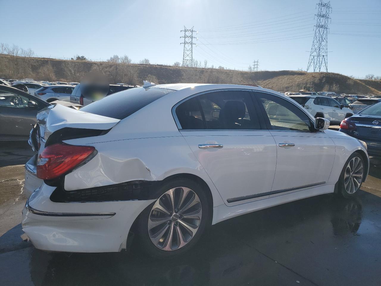 2014 Hyundai Genesis - Image 3