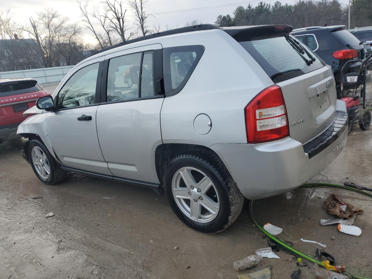 2007 Jeep Compass - Image 2