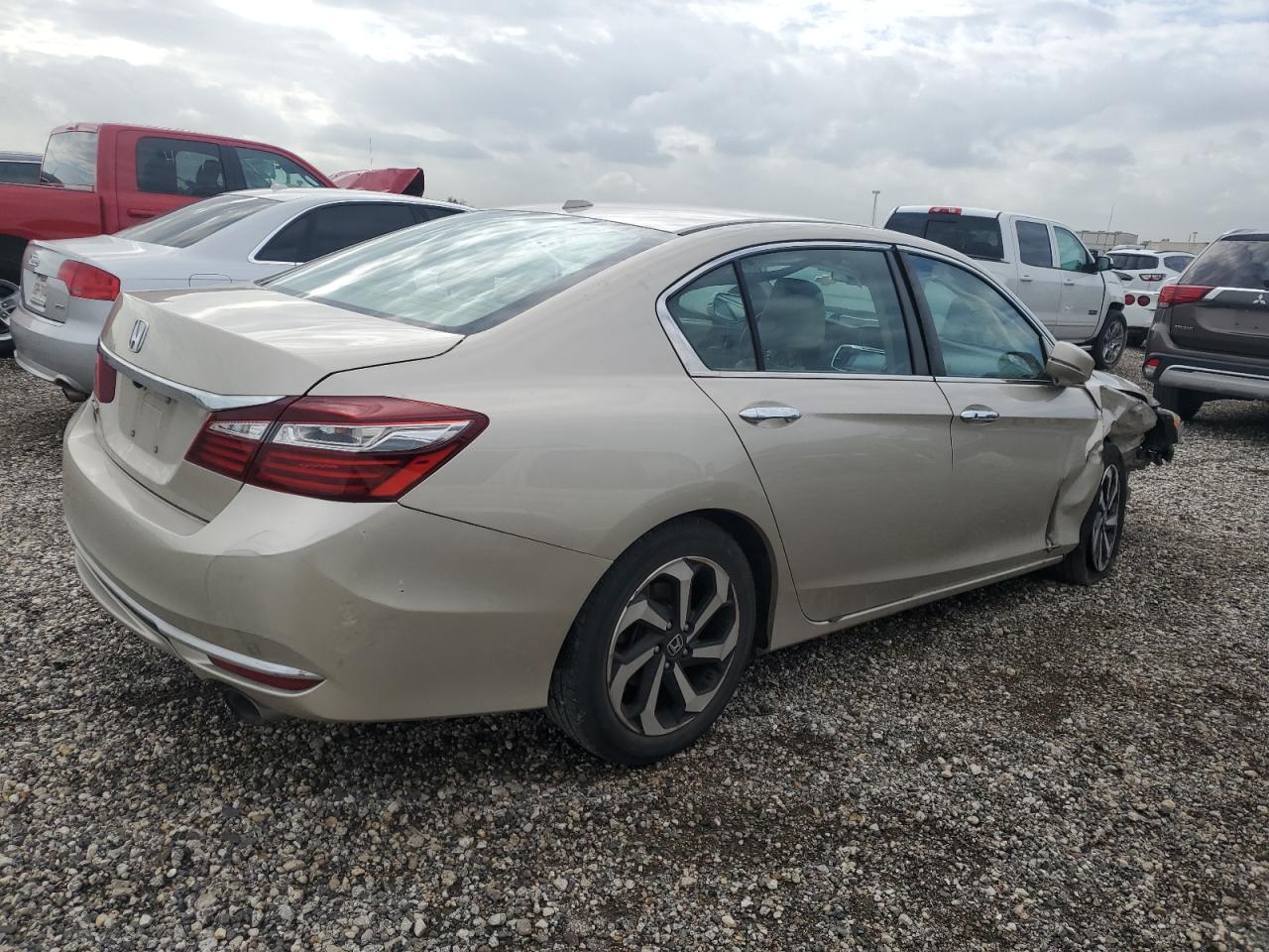 VIN 1HGCR2F89GA193699 2016 HONDA ACCORD no.3