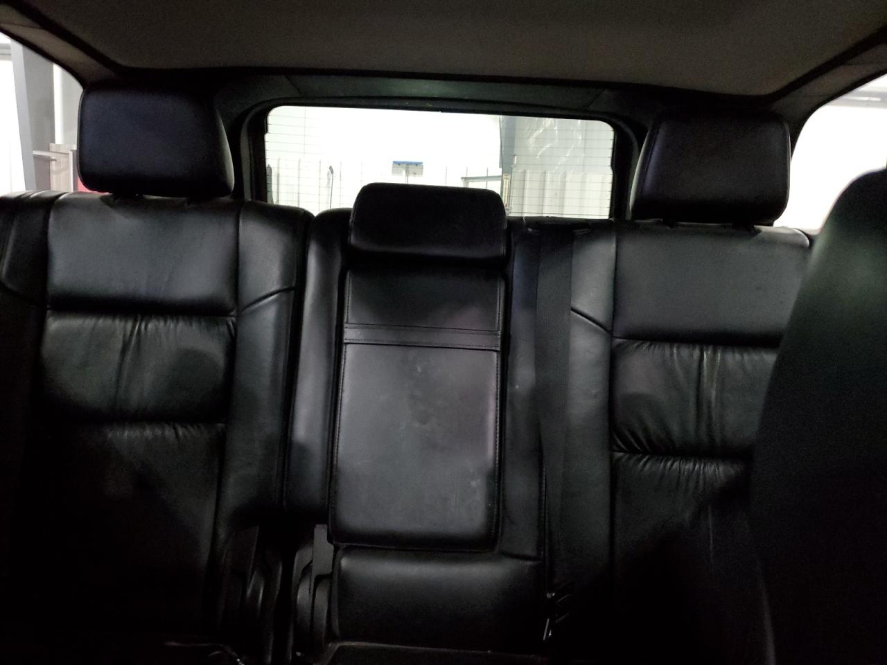 2011 Jeep Grand Cherokee - Image 10