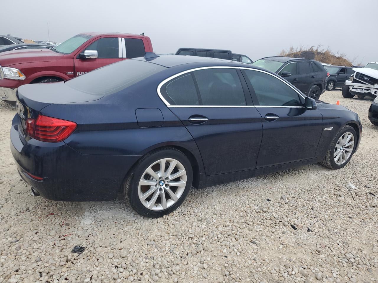 VIN WBA5B1C51GG134799 2016 BMW 5 SERIES no.3