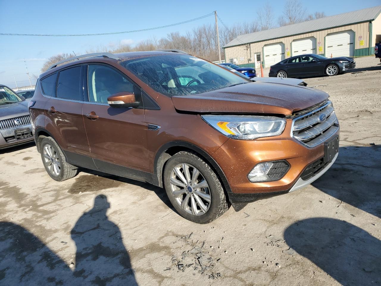 VIN 1FMCU0JD0HUC93501 2017 FORD ESCAPE no.4