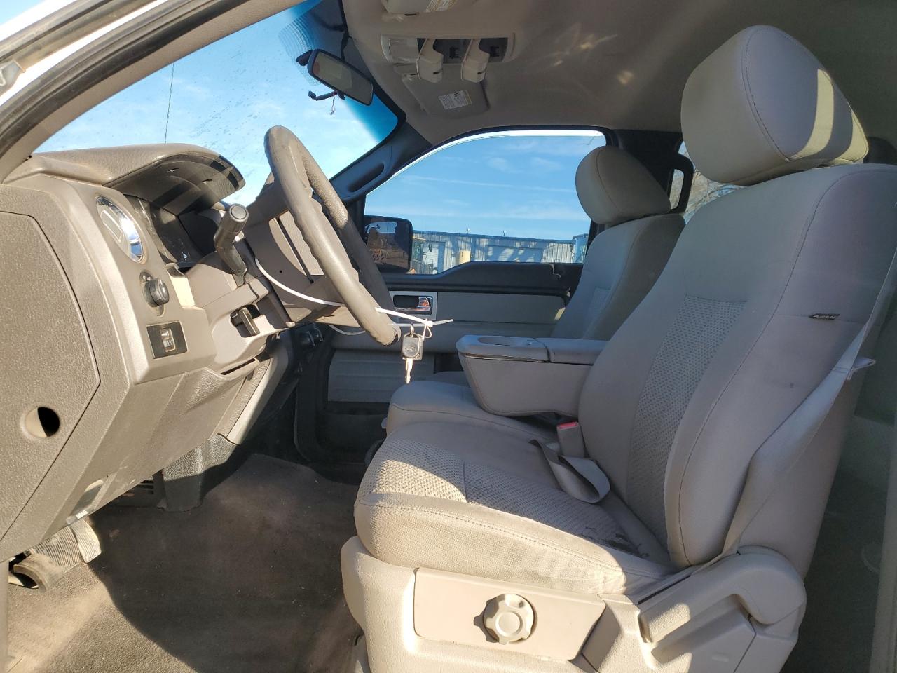 2010 Ford F-150 - Image 7