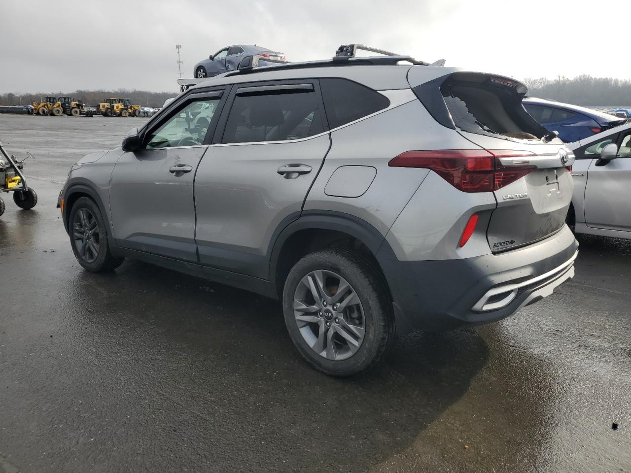 2021 Kia Seltos - Image 2