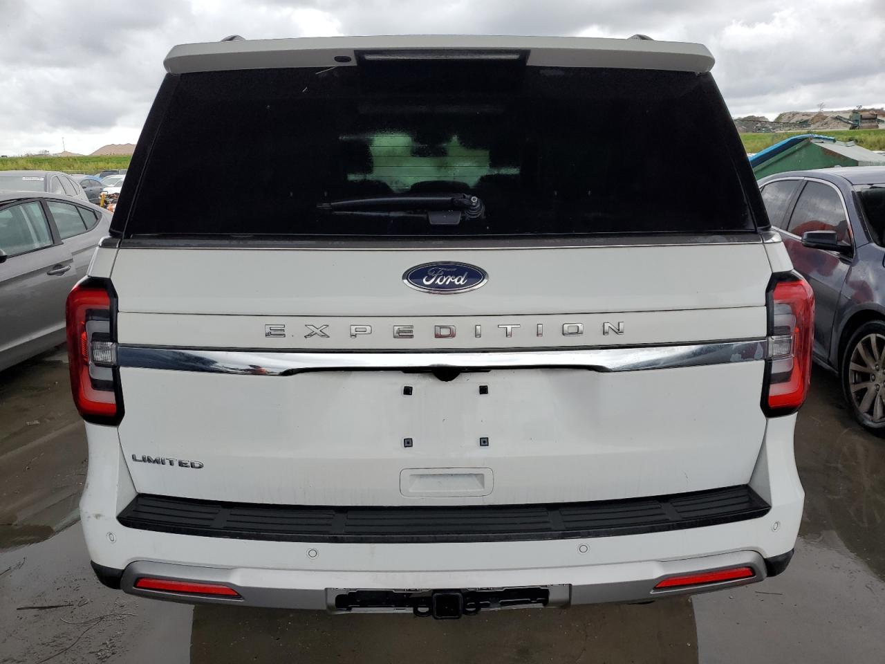 2022 Ford Expedition - Image 6