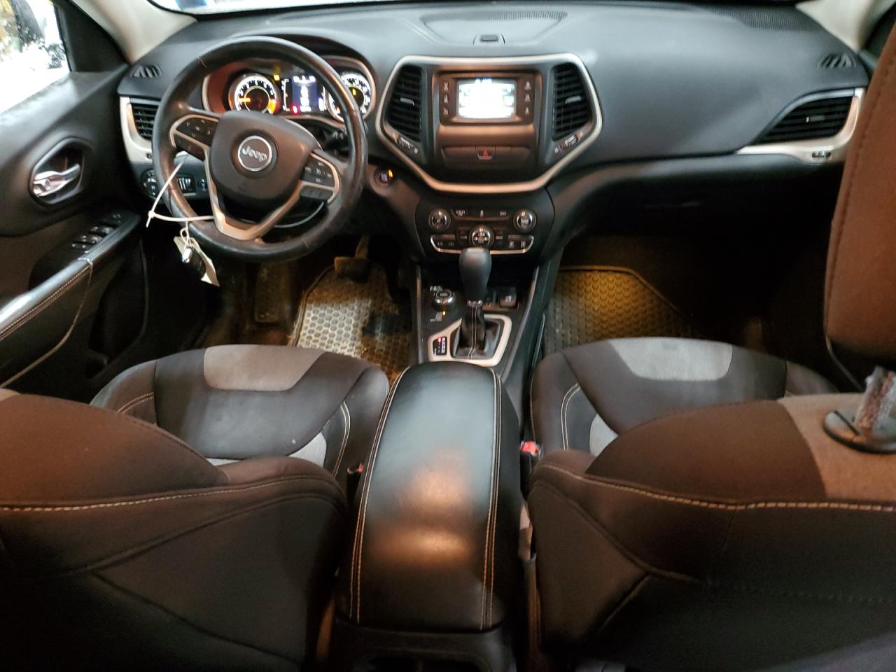 2014 Jeep Grand Cherokee - Image 8