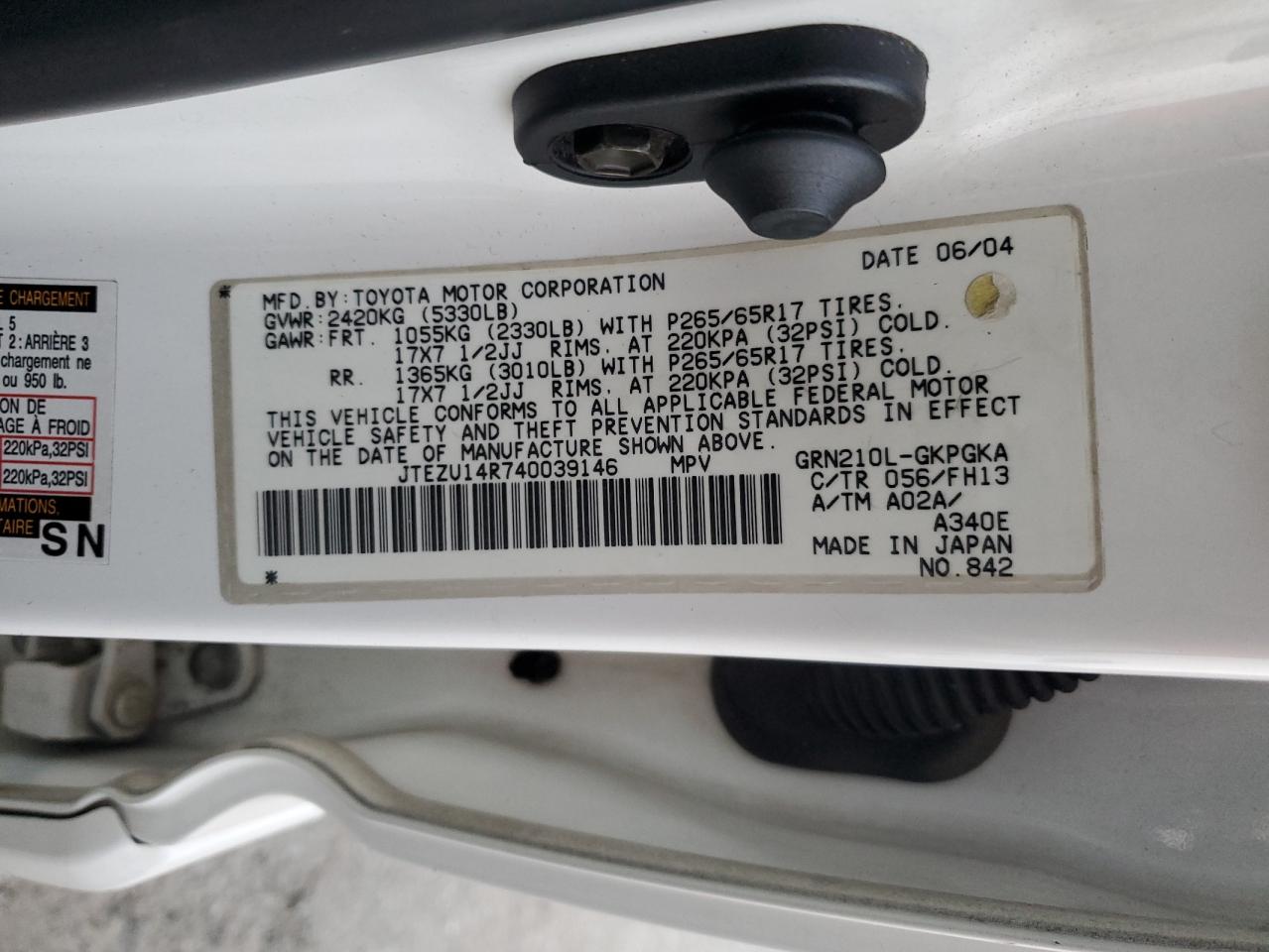 2004 Toyota 4Runner - Image 14