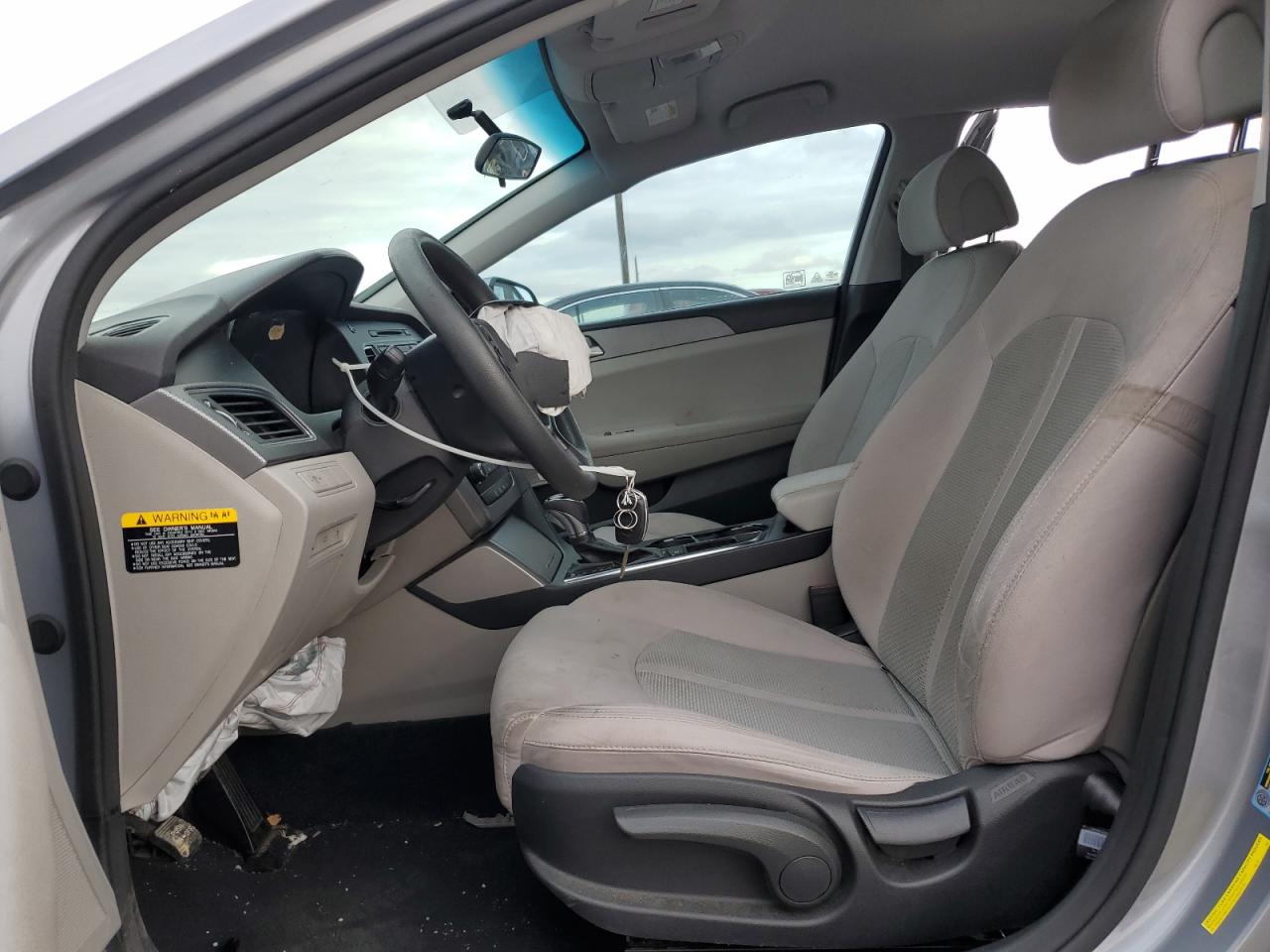 2015 Hyundai Sonata - Image 7