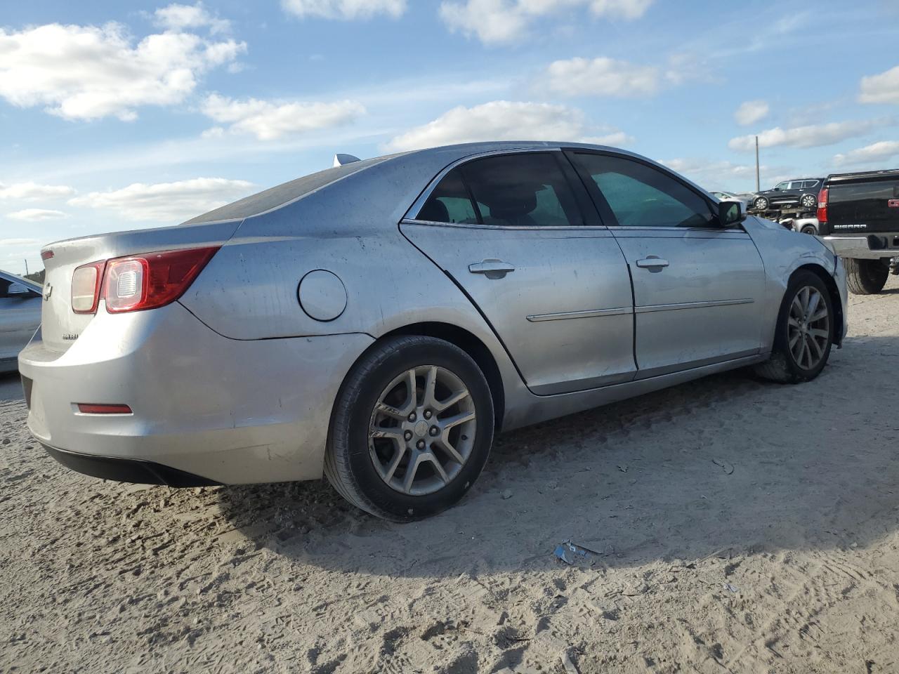 VIN 1G11C5SL5EF217881 2014 CHEVROLET MALIBU no.3