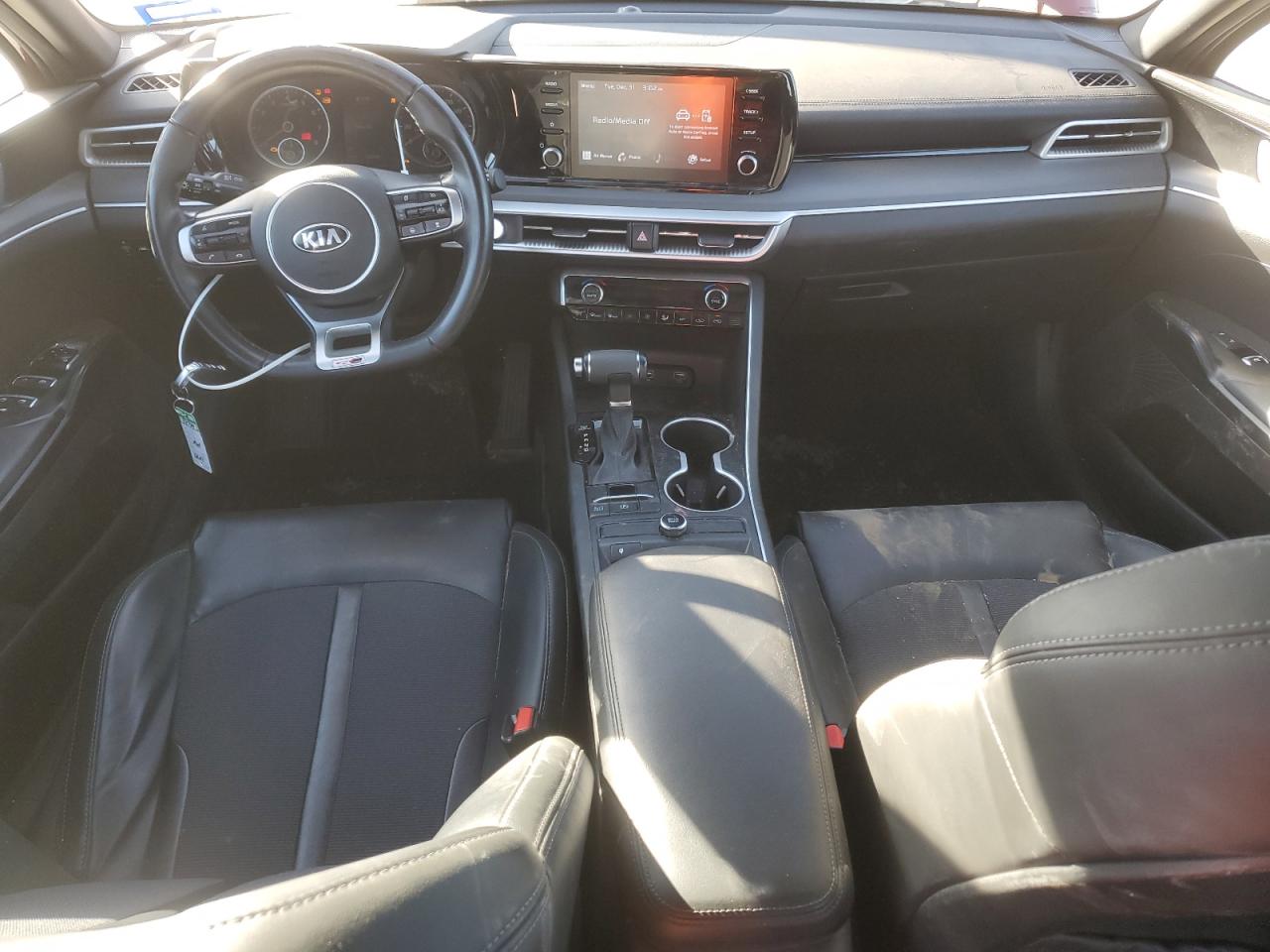 2021 Kia K5 - Image 8