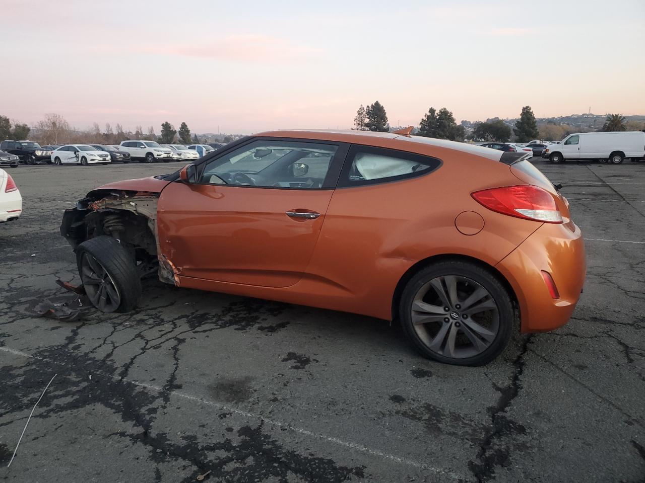 VIN KMHTC6AD0FU222916 2015 HYUNDAI VELOSTER no.2