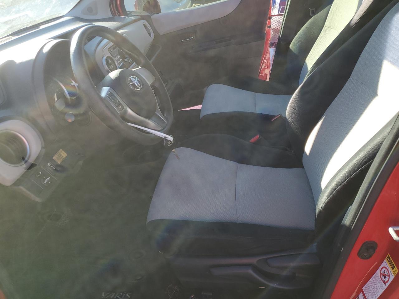 2012 Toyota Yaris - Image 7