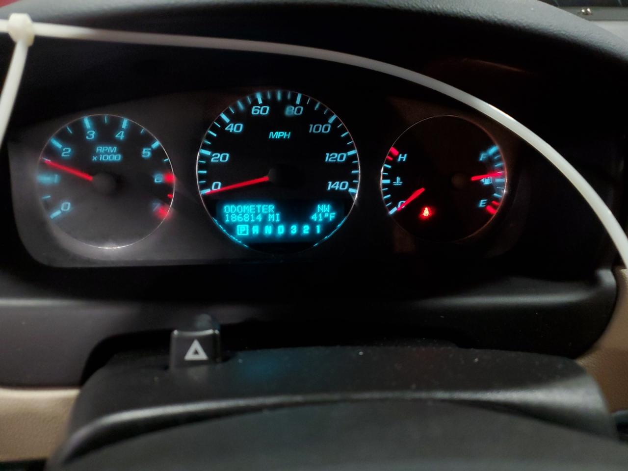 2009 Chevrolet Impala - Image 9