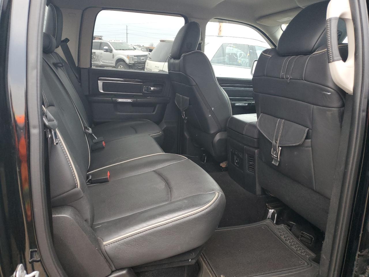 2013 RAM 1500 - Image 10