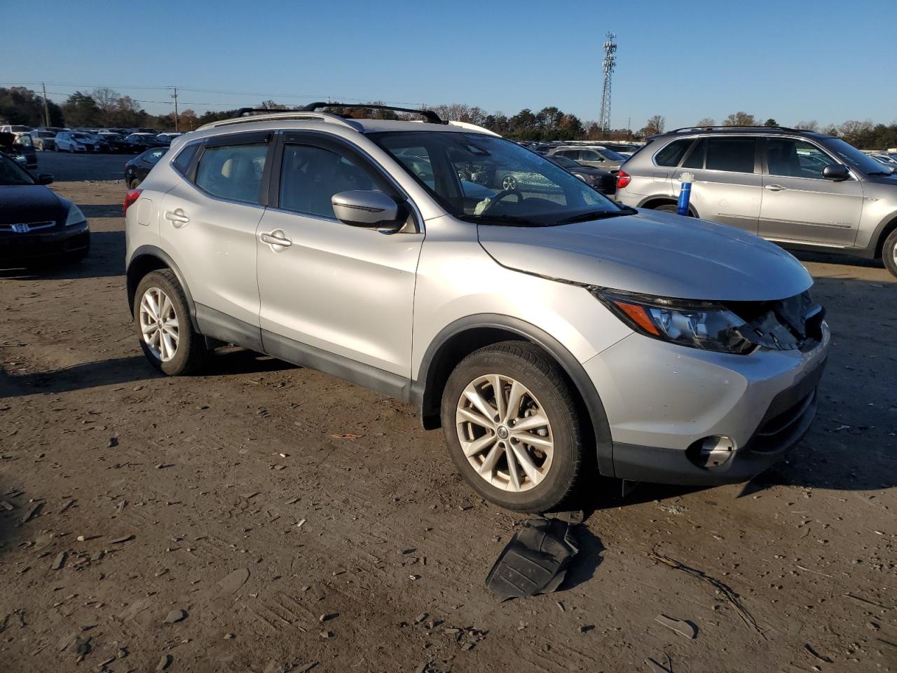 2019 Nissan Rogue - Image 4