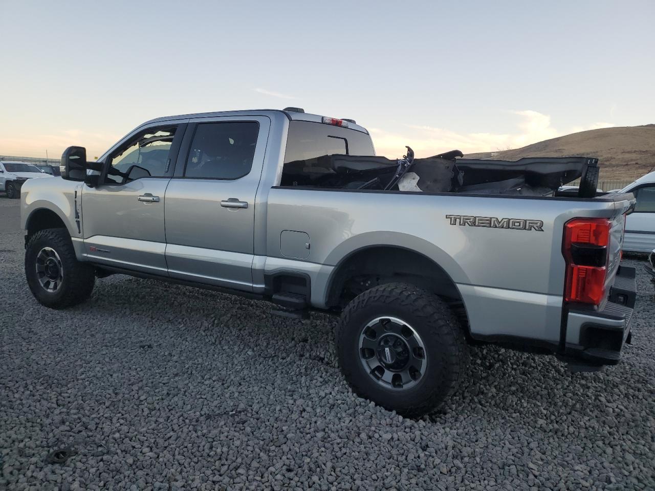 2023 Ford F250 - Image 2