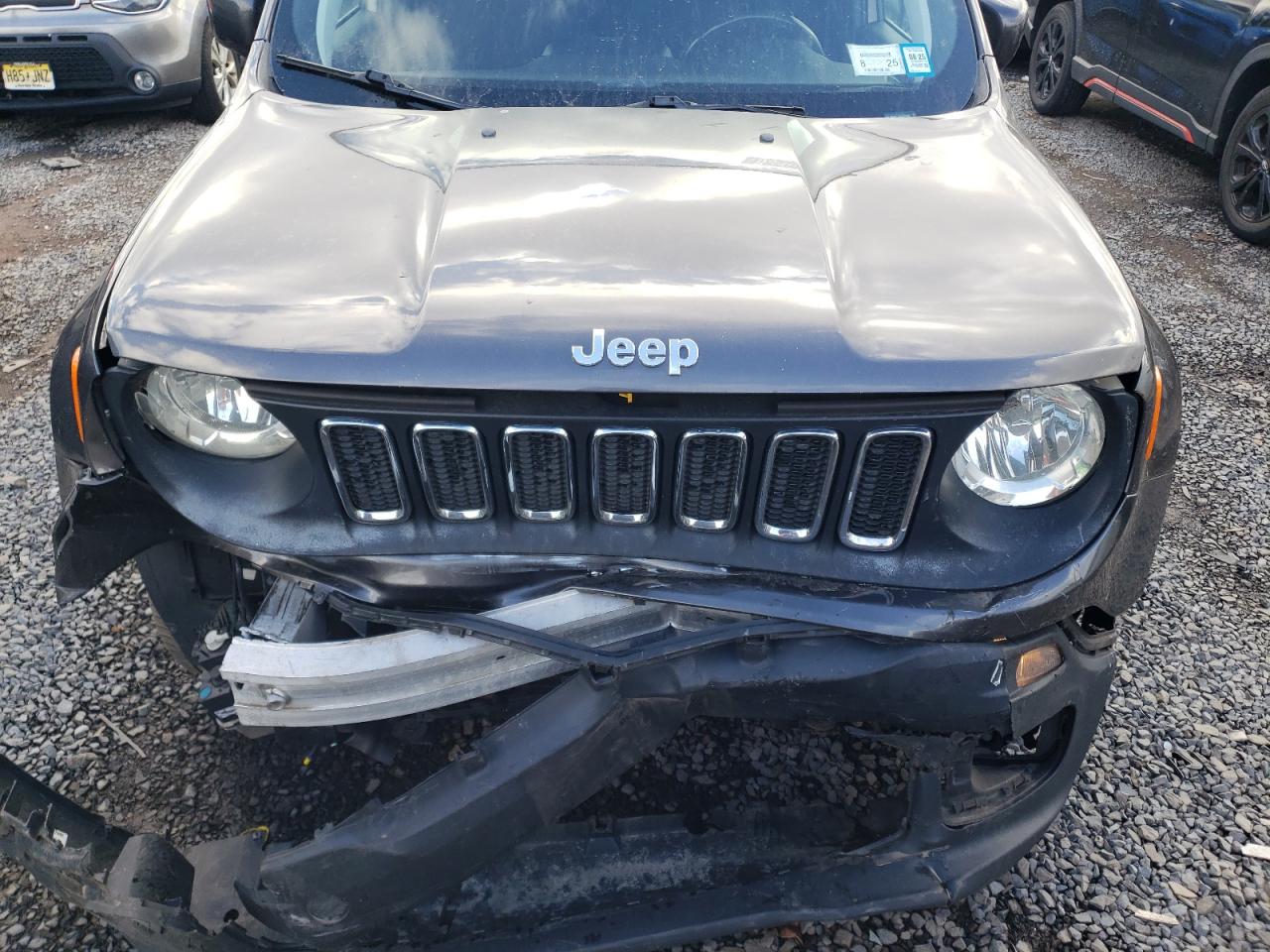 VIN ZACCJBBB1JPH17166 2018 JEEP RENEGADE no.12