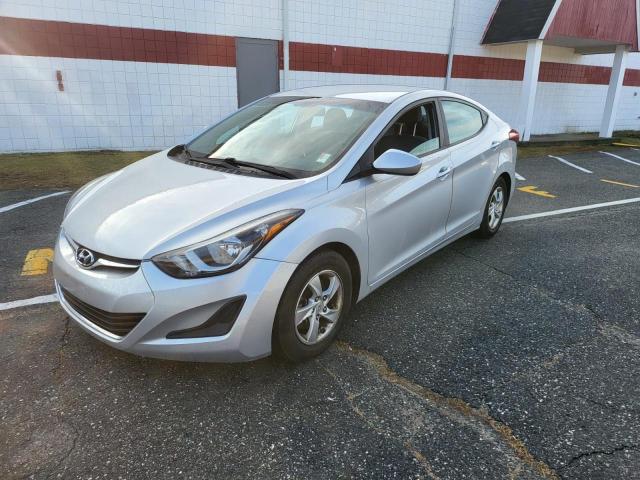 Sedans HYUNDAI ELANTRA 2015 Srebrny