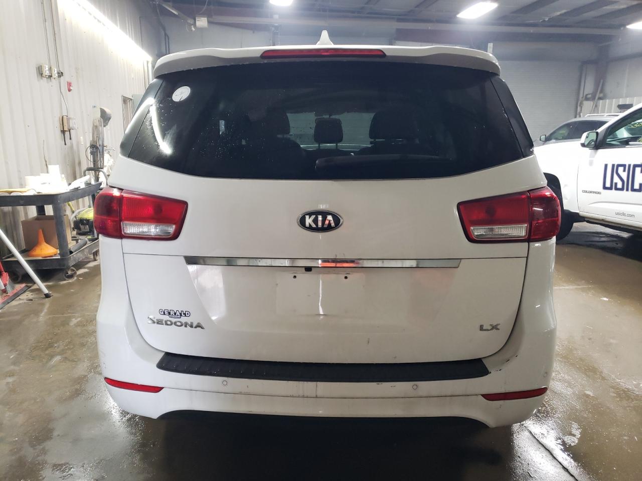 2017 Kia Sedona Lx VIN: KNDMB5C17H6320244 Lot: 82452974