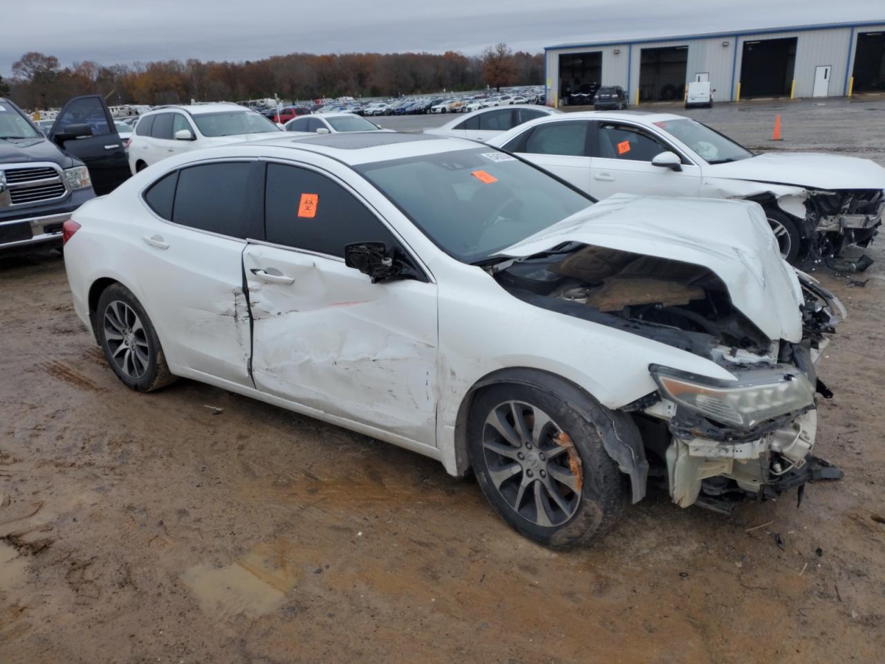 VIN 19UUB1F5XGA011369 2016 ACURA TLX no.4