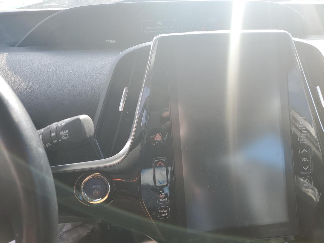 2018 Toyota Prius - Image 9